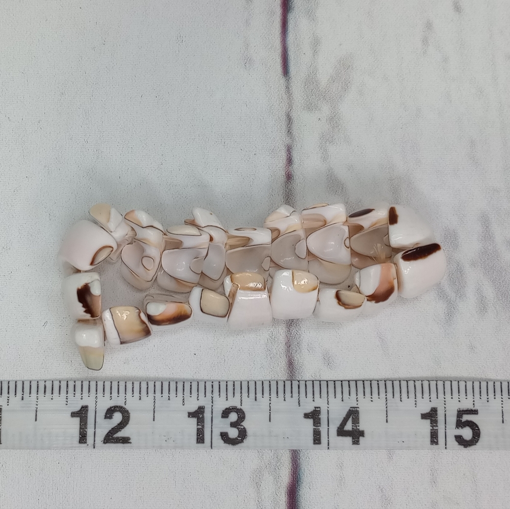 Shell Bracelet - Picture 3 of 8